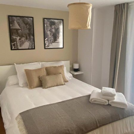 לה פובלה דה לילט Apartamento Con Encanto En El Pirineo מראה חיצוני תמונה